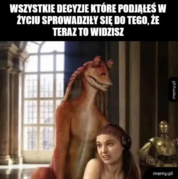 Postać humanoidalna z długimi uszami i stwór z charakterystyczną twarzą.