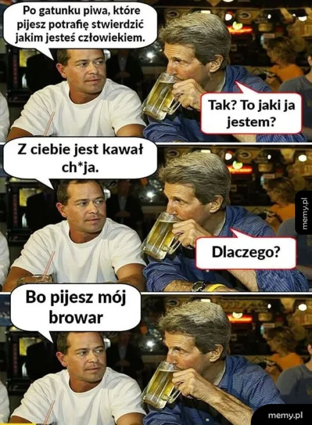 Dwóch mężczyzn w barze, jeden trzyma piwo, rozmawiają.