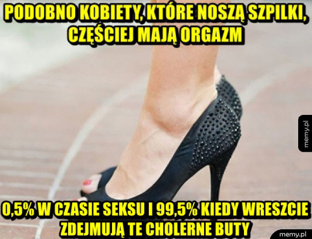 Kobiety noszące szpilki