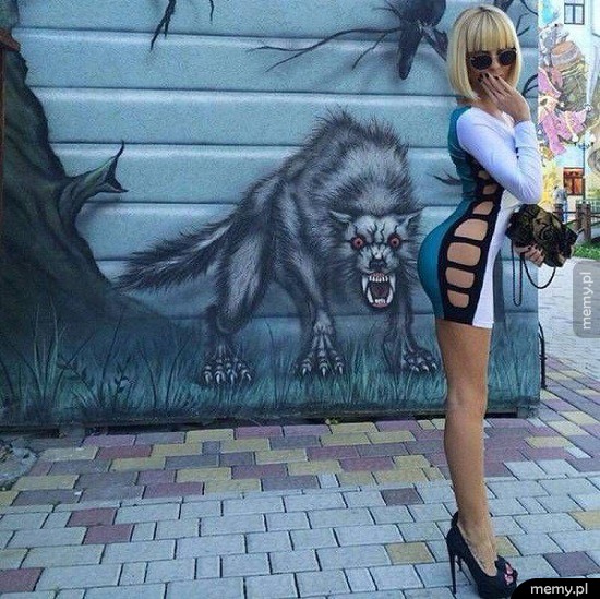 Interesujący mural