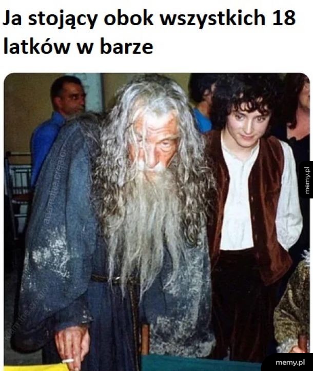 W barze