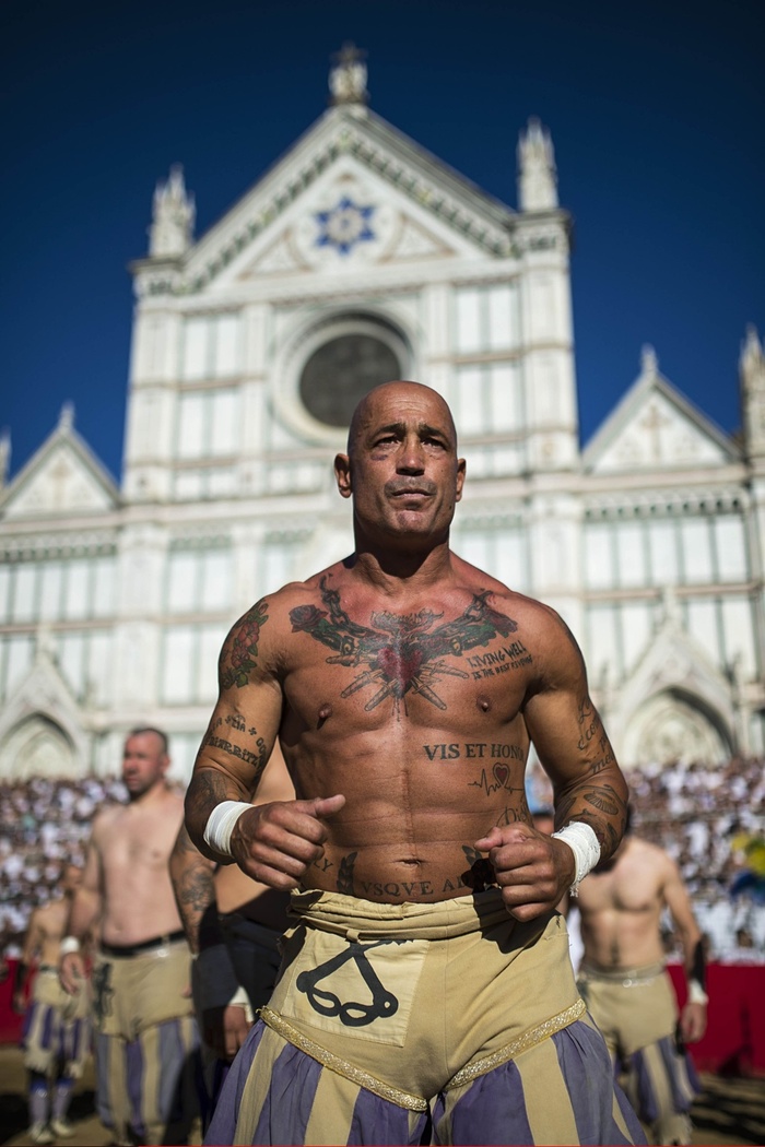 Calcio Storico - czy to jeszcze piłka nożna? Na pewno jeden z najbrutalniejszych sportów świata.