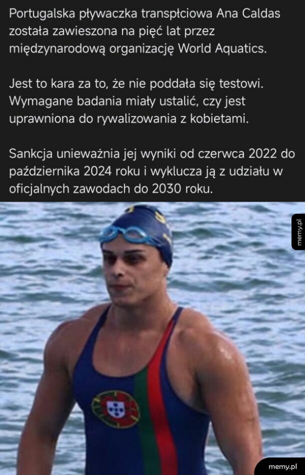 Zdjęcie pływaczki w stroju kąpielowym i czepku na tle wody.