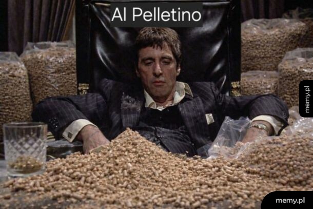 Al Pacino jako Tony Montana siedzący wśród worków z pelletem